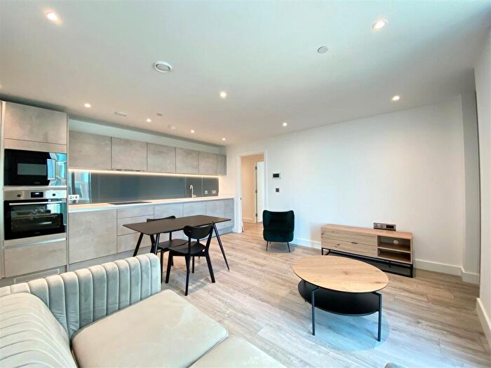 1 Bedroom Apartment For Sale In The Blade, Manchester, M15