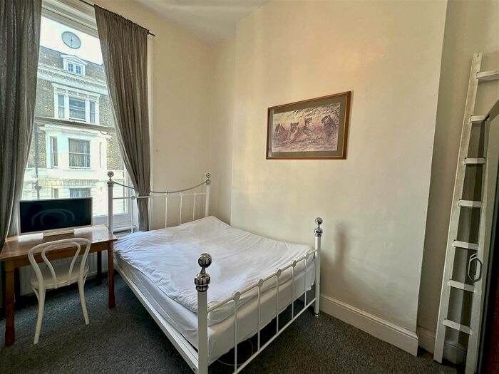 Studio To Rent In Castletown Road, London, W14