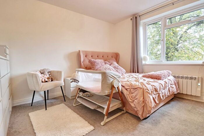 1 Bedroom Flat For Sale In Copper Court, Sawbridgeworth, CM21
