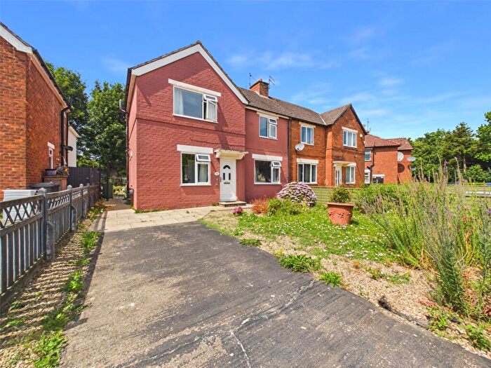3 Bedroom Semi-Detached House For Sale In Henley Place, Gloucester, Gloucestershire, GL1