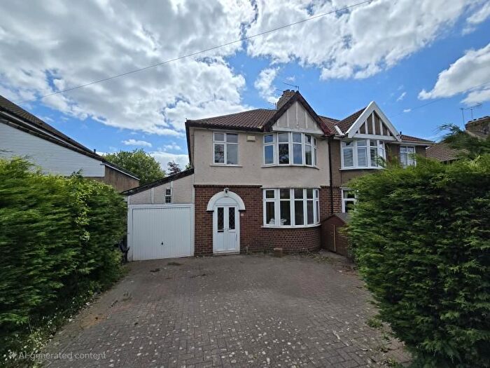 3 Bedroom Semi-Detached House To Rent In Portway, Avonmouth, Bristol, BS11