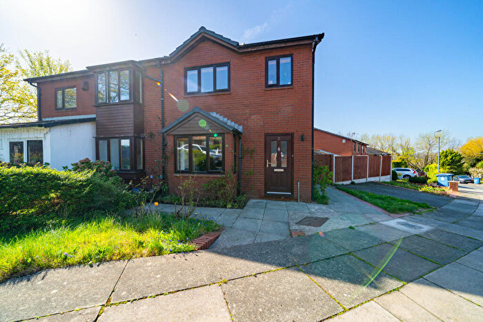 2 Bedroom Semi Detached House For Sale In Glendale Close, Liverpool, L8