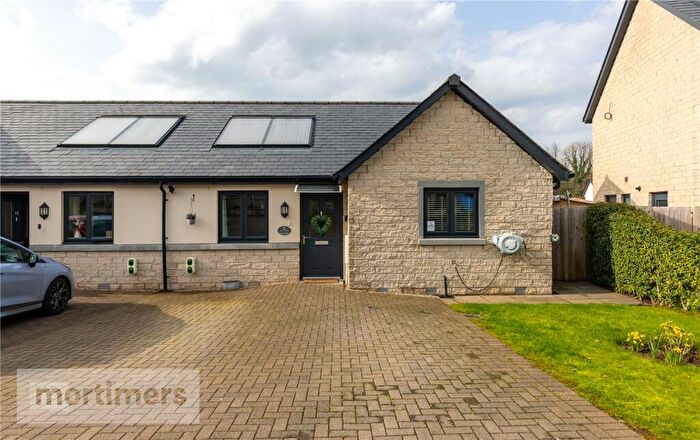 2 Bedroom Bungalow For Sale In Lime Close, Clitheroe, Lancashire, BB7