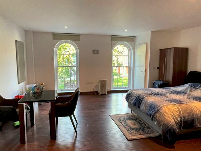 Studio To Rent In King Charles Terrace, Sovereign Court, Wapping, E1W