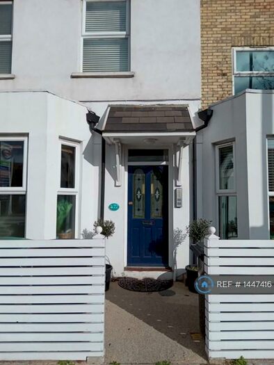 2 Bedroom Flat To Rent In Archway Road, London, N6