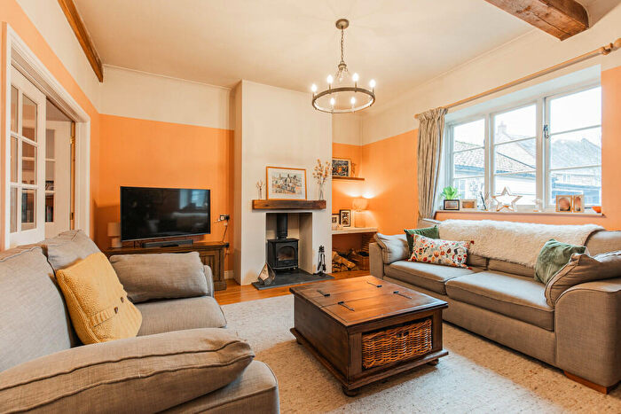 5 Bedroom Detached House For Sale In Croxton, IP24