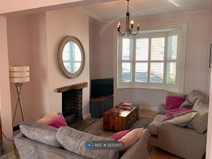 2 Bedroom Terraced House To Rent In Westminster Road, Chester, CH2