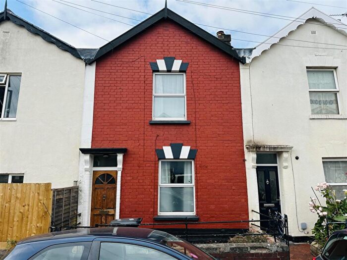 2 Bedroom House To Rent In Wood Street, Bristol, BS5