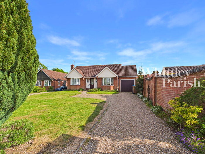 2 Bedroom Detached Bungalow For Sale In Jubilee Close, Laxfield, Woodbridge, IP13