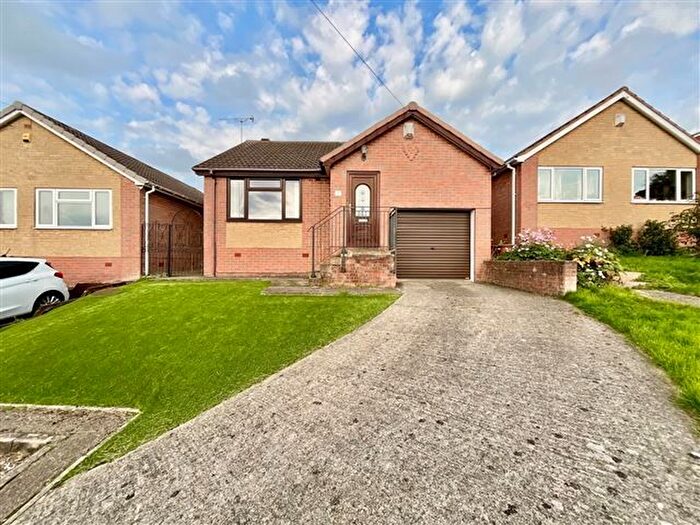 2 Bedroom Bungalow For Sale In Aspen Close, Killamarsh, Sheffield, Derbyshire, S21