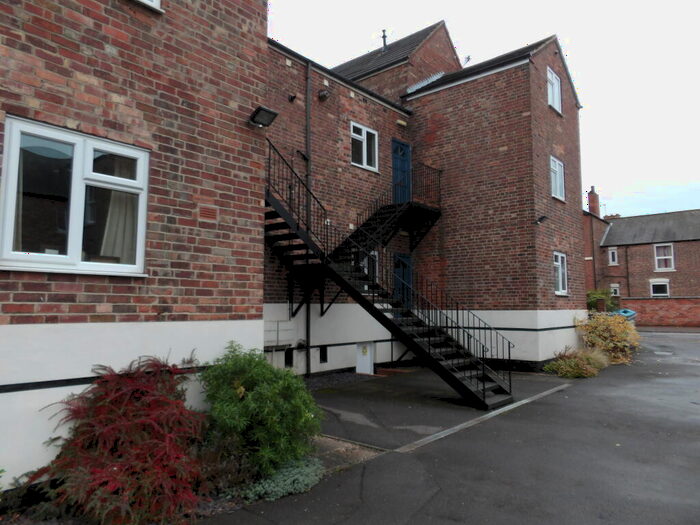 1 Bedroom Flat To Rent In Arran Court, West Bridgford, NG2
