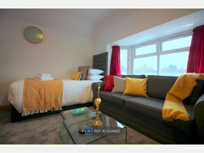 Studio To Rent In St. Lukes Road, Oxford, OX4