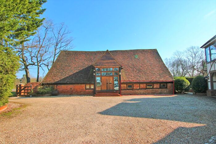 Barn Conversion To Rent In Waterloo Road, Wokingham, RG40