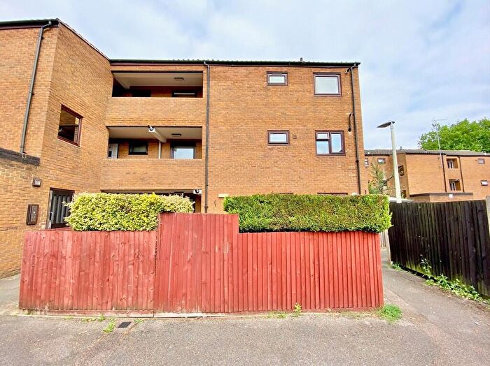 1 Bedroom Flat To Rent In Hamels Drive, Hertford, SG13