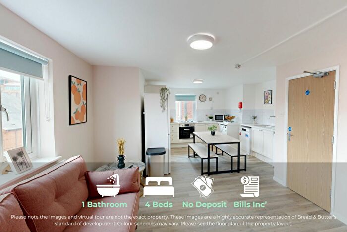 4 Bedroom Flat To Rent In There And Back Again Lane, BS8