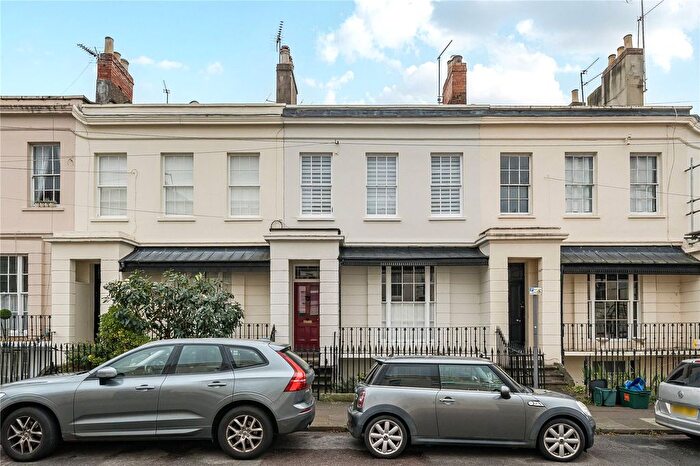 4 Bedroom Town House For Sale In Grosvenor Place South, Cheltenham, GL52