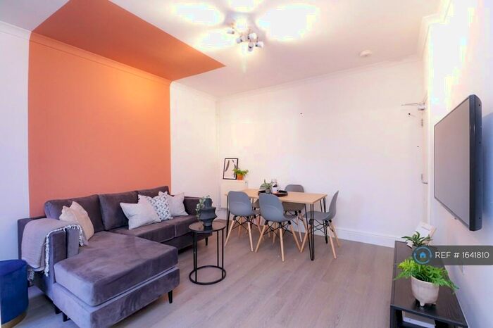 6 Bedroom Terraced House To Rent In Scorer Street, Lincoln, LN5