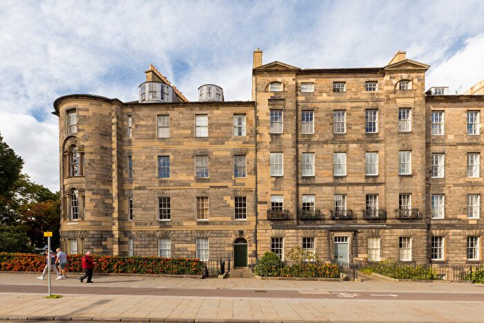 3 Bedroom Apartment For Sale In Gayfield Place, Broughton, Edinburgh, EH7