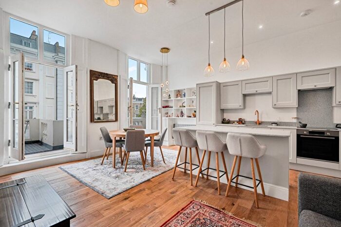 1 Bedroom Flat To Rent In St Georges Drive, Pimlico, SW1V