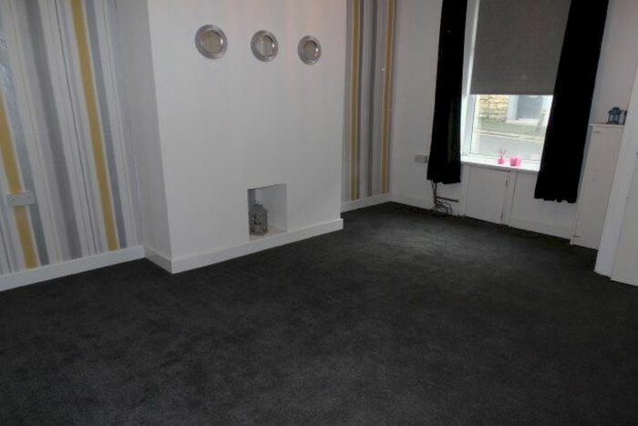 2 Bedroom Property To Rent In Lloyd Street, Darwen BB3