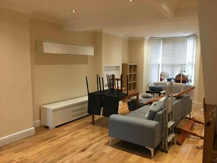 3 Bedroom Terraced House To Rent In Livingstone Road, Thornton Heath, Surrey, CR7