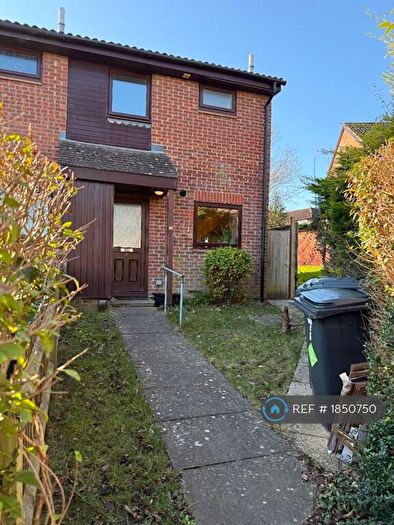 2 Bedroom Terraced House To Rent In Lowden Close, Winchester, SO22