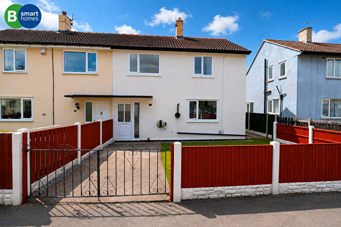 3 Bedroom Semi Detached House For Sale In Maori Avenue, Bolton-upon-dearne, S63