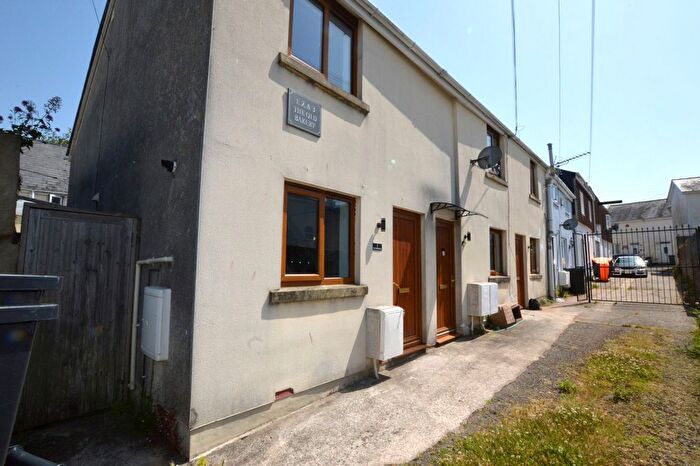 2 Bedroom End Terrace House For Sale In Rear Of Union Street, Torquay, Devon, TQ2