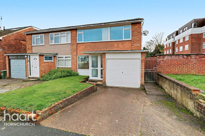 3 Bedroom Semi Detached House For Sale In Falkirk Close, Hornchurch, RM11