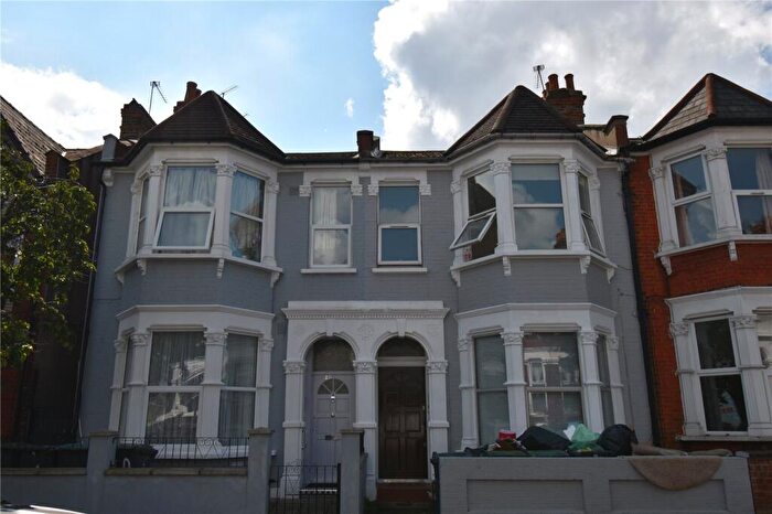 2 Bedroom Flat To Rent In Seymour Road, Harringay, London, N8