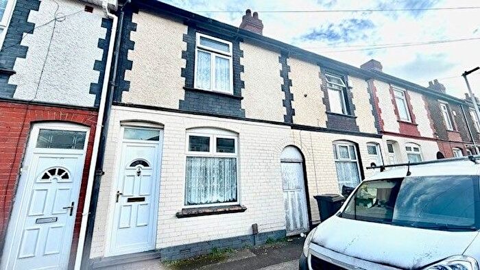 3 Bedroom Terraced House To Rent In Mason Street, West Bromwich, B70