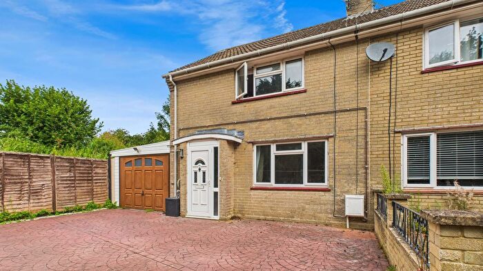 2 Bedroom End Terrace House For Sale In Westend View, South Petherton, TA13