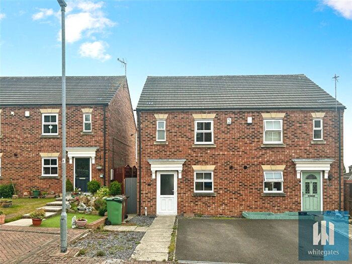 2 Bedroom Semi-detached House For Sale In Aston Chase, Hemsworth, Pontefract, West Yorkshire, WF9