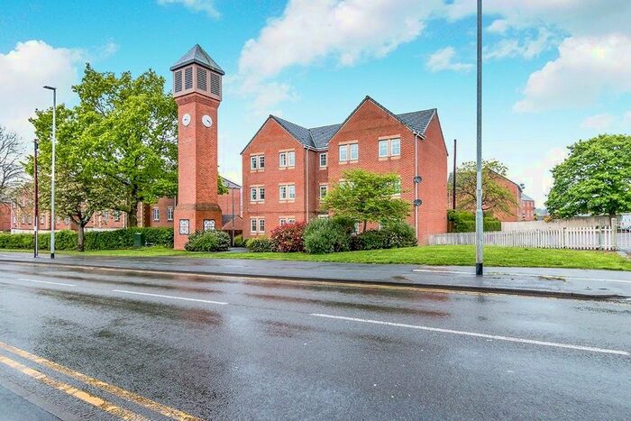 2 Bedroom Flat To Rent In Leek New Road, Stoke-On-Trent ST2