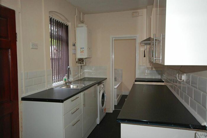 3 Bedroom House To Rent In Milner Road, B29