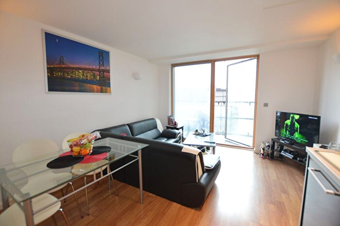 2 Bedroom Flat To Rent In West Point, Leeds, LS1