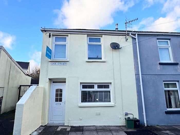 2 Bedroom Terraced House For Sale In Ann Street, Aberdare, CF44