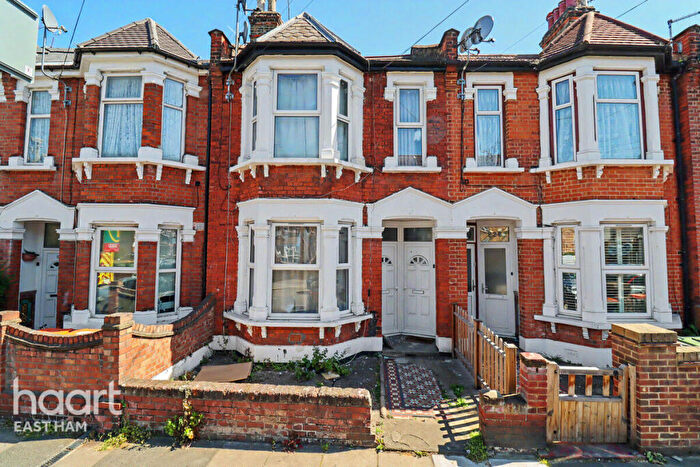 2 Bedroom Apartment For Sale In Katherine Road, Forest Gate, E7