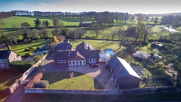 5 Bedroom Bungalow To Rent In Damerham, Hampshire, SP6
