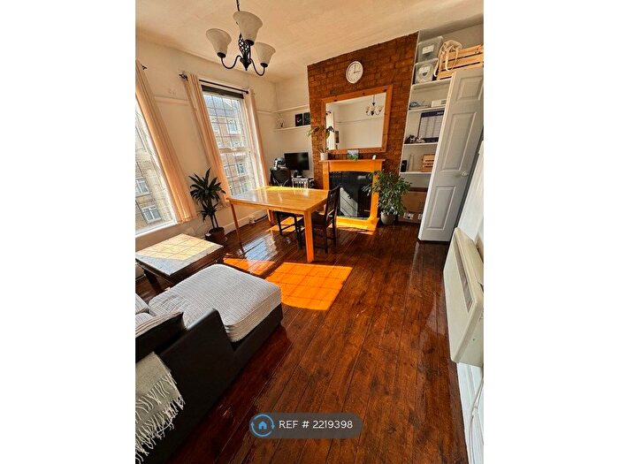 1 Bedroom Flat To Rent In Sussex House, London, NW1