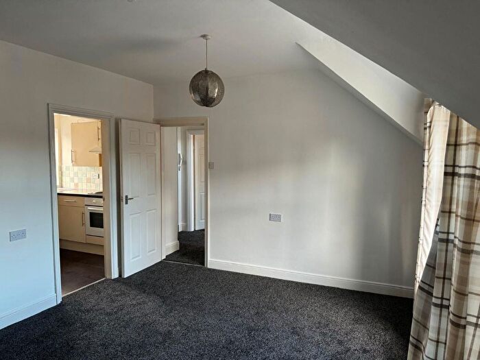 1 Bedroom Flat To Rent In Blackburn Avenue, Bridlington, YO15