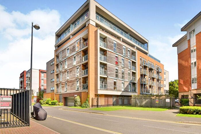 1 Bedroom Flat To Rent In Pioneer House, C Elmira Way, Salford, M5