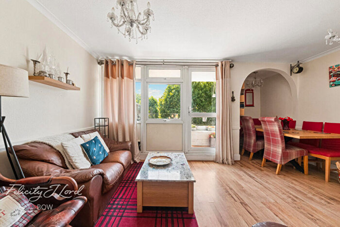 3 Bedroom Flat For Sale In Gough Walk, London, E14