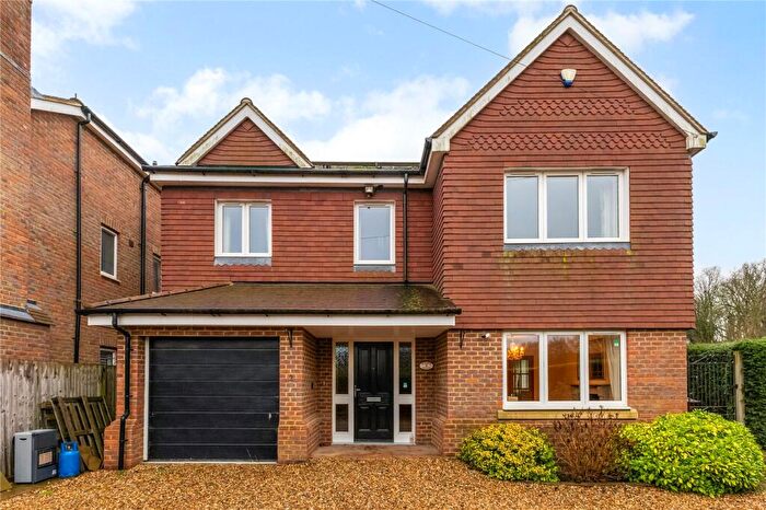 4 Bedroom Detached House To Rent In Westfield Avenue, Harpenden, Hertfordshire, AL5
