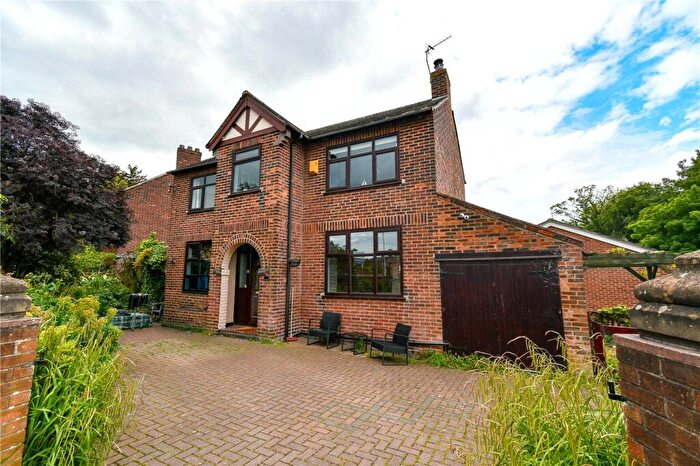 3 Bedroom Detached House For Sale In Thorburn Road, New Ferry, Wirral, CH62