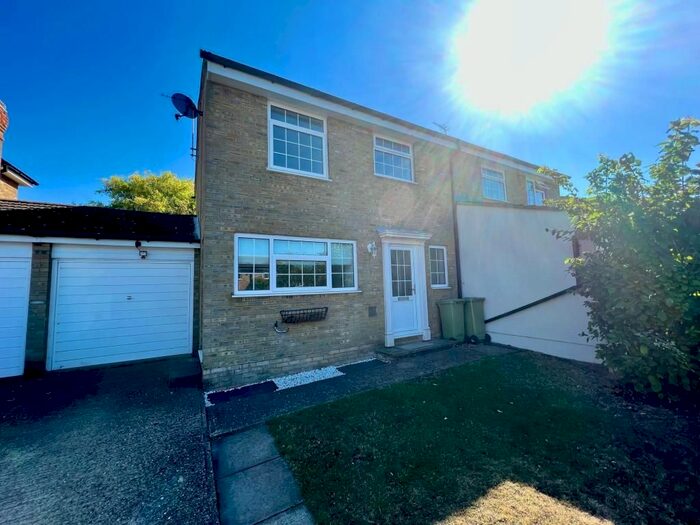 3 Bedroom Semi-Detached House To Rent In Hackett Place, North Crawley, MK16