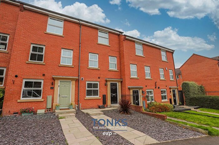 4 Bedroom Terraced House For Sale In Auckland Road, Wordsley, Stourbridge, DY8