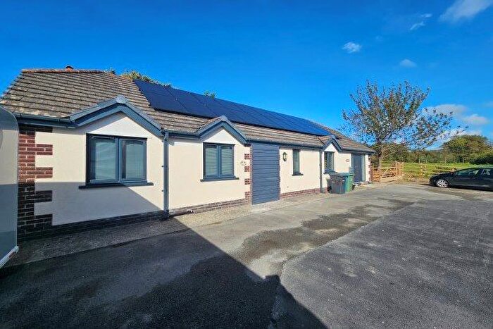 3 Bedroom Bungalow To Rent In Llwyncelyn, Aberaeron, SA46