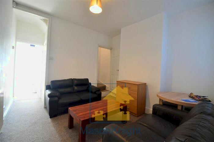 4 Bedroom Terraced House To Rent In Westminster Road, Student Property - Selly Oak, Birmingham, B29