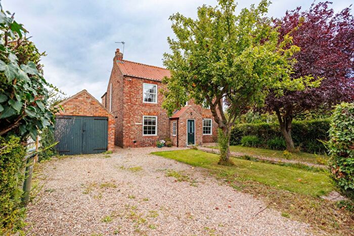 4 Bedroom Detached House For Sale In Main Street, Thorganby, York, YO19